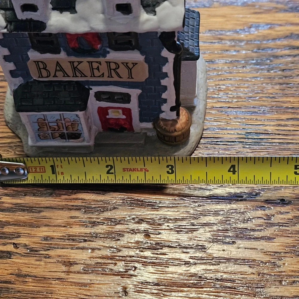 Blue Christmas Valley Collectable Bakery Miniature‎ Snow Capped Holiday Building